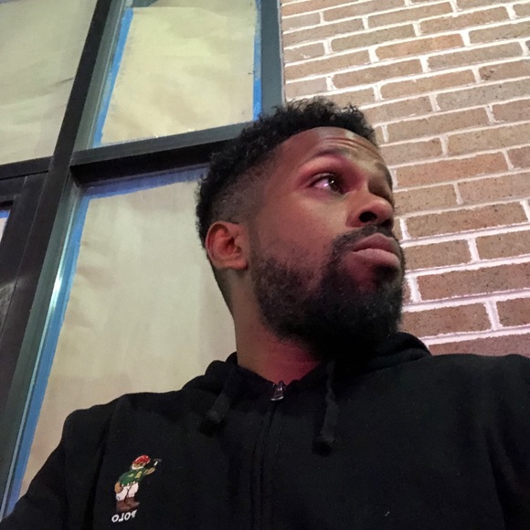 Meet your Posher, Douglas - Picture 1 of 1